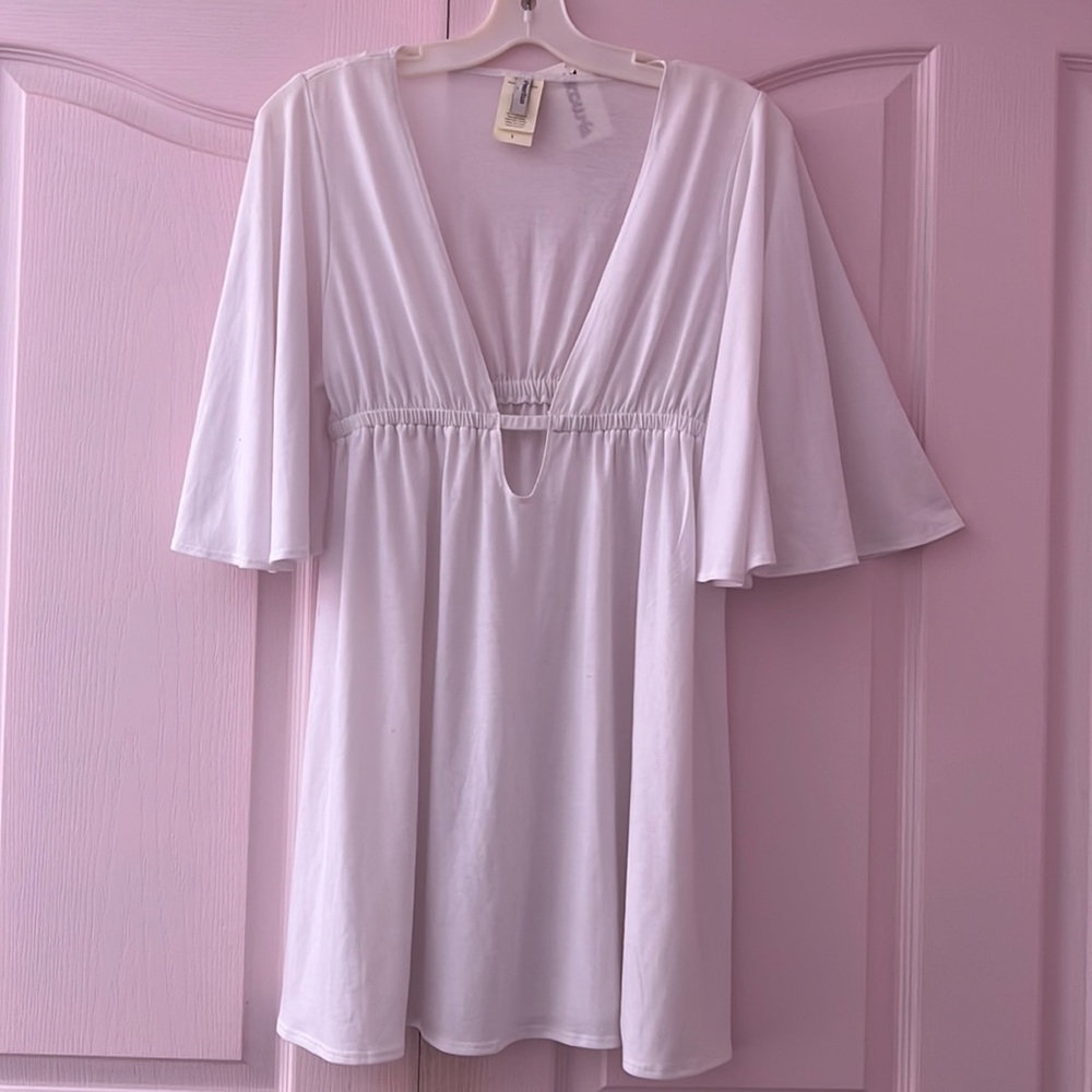 Perry Ellis new white coverup.